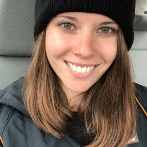 Meet your Posher, Chaya